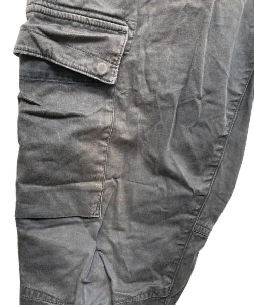 STONE ISLAND（ストーンアイランド）STONE ISLAND (ストーンアイランド) ガーメントダイコットンウールストレッチサテンシャーリングテーパードリブカーゴパンツ ブラック サイズ:31の古着・服飾アイテム