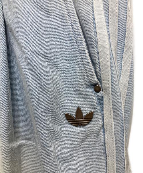 adidas（アディダス）adidas (アディダス) ADILENIUM 5.0 DENIM JEANS インディゴ サイズ:33の古着・服飾アイテム