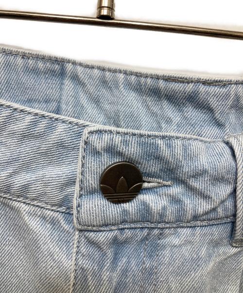 adidas（アディダス）adidas (アディダス) ADILENIUM 5.0 DENIM JEANS インディゴ サイズ:33の古着・服飾アイテム