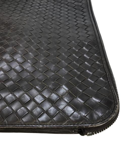 BOTTEGA VENETA（ボッテガベネタ）BOTTEGA VENETA (ボッテガベネタ) クラッチバッグ ブラウンの古着・服飾アイテム