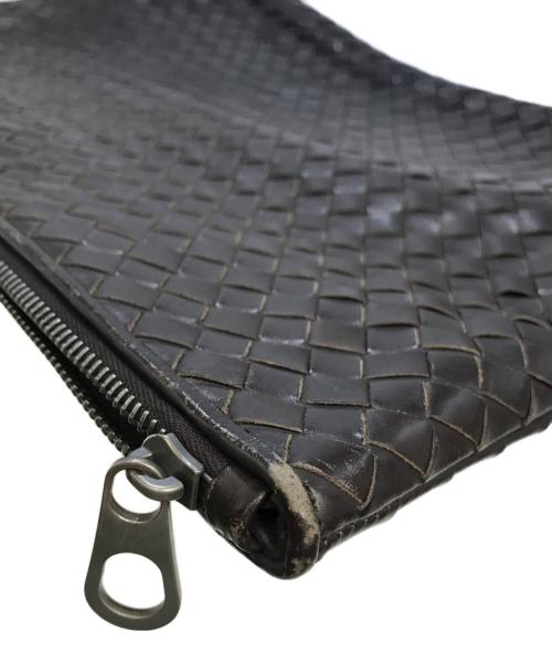 BOTTEGA VENETA（ボッテガベネタ）BOTTEGA VENETA (ボッテガベネタ) クラッチバッグ ブラウンの古着・服飾アイテム