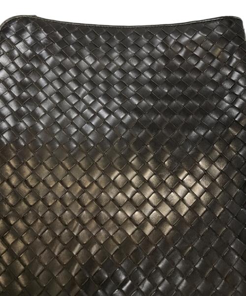 BOTTEGA VENETA（ボッテガベネタ）BOTTEGA VENETA (ボッテガベネタ) クラッチバッグ ブラウンの古着・服飾アイテム