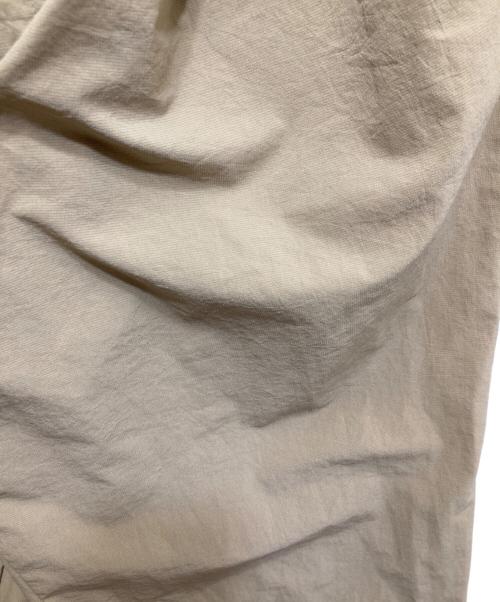 NANGA（ナンガ）NANGA (ナンガ) DOT AIR COMFY TUCK TAPERED PANTS ベージュ サイズ:Lの古着・服飾アイテム