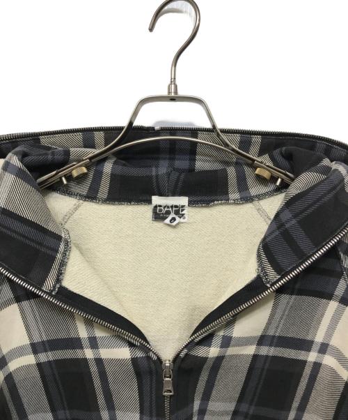 BAPE BY A BATHING APE（ベイプバイアベイシングエイプ）BAPE BY A BATHING APE (ベイプバイアベイシングエイプ) 00’Ｓチェックパーカー ネイビー サイズ:Sの古着・服飾アイテム