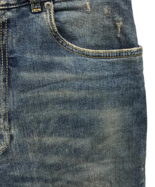 Maison Margiela（メゾンマルジェラ）Maison Margiela (メゾンマルジェラ) ダメージ加工デニムパンツ インディゴ サイズ:30の古着・服飾アイテム