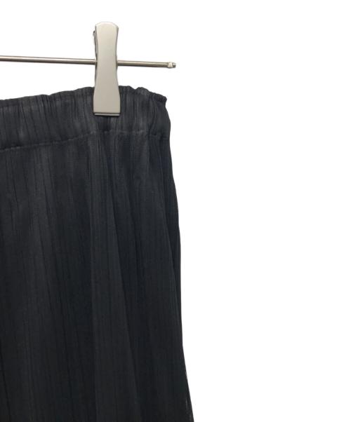 PLEATS PLEASE（プリーツプリーズ）PLEATS PLEASE (プリーツプリーズ) プリーツスカート ブラック サイズ:3の古着・服飾アイテム