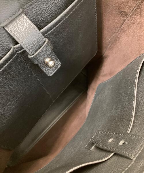 dunhill（ダンヒル）dunhill (ダンヒル) チルターンレザートートバッグ ブラックの古着・服飾アイテム