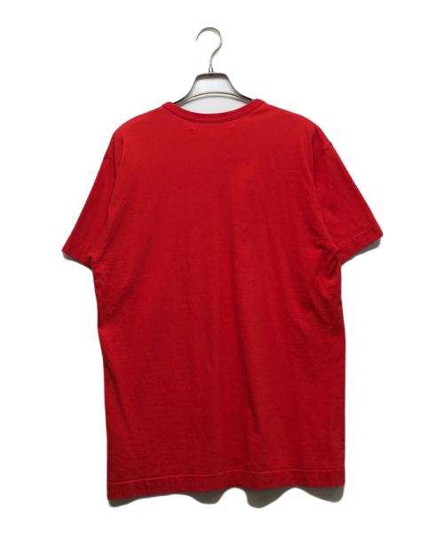PLAY COMME des GARCONS（プレイコムデギャルソン）PLAY COMME des GARCONS (プレイコムデギャルソン) T-Shirt With Twin Emblem レッド サイズ:Lの古着・服飾アイテム
