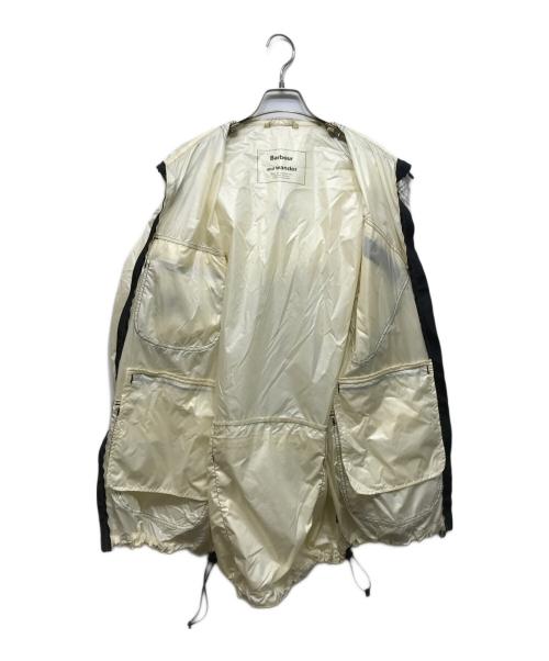 and wander（アンドワンダー）and wander (アンドワンダー) Barbour (バブアー) SHINY WIND HOODIE ベージュ サイズ:4の古着・服飾アイテム