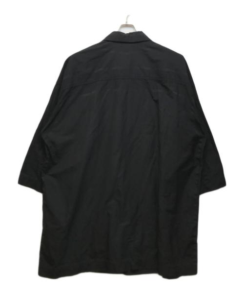 A-POC ABLE ISSEY MIYAKE（エイポック エイブル イッセイ ミヤケ）A-POC ABLE ISSEY MIYAKE (エイポック エイブル イッセイ ミヤケ) “TYPE-U 002” ステンカラーコート ブラック サイズ:3の古着・服飾アイテム