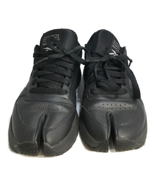 Maison Margiela（メゾンマルジェラ）Maison Margiela (メゾンマルジェラ) REEBOK (リーボック) CLASSIC LEATHER TABI SHOES ブラック サイズ:24.5cmの古着・服飾アイテム