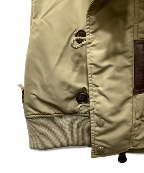 HYKE（ハイク）HYKE (ハイク) N-2 CROPPED VEST / N-2 クロップド ベスト グリーン サイズ:OSFAの古着・服飾アイテム