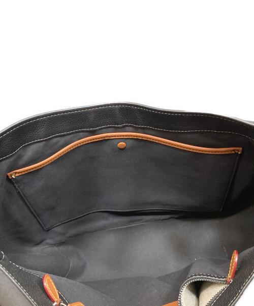 COACH（コーチ）COACH (コーチ) タビー メッセンジャー 40 ブラックの古着・服飾アイテム