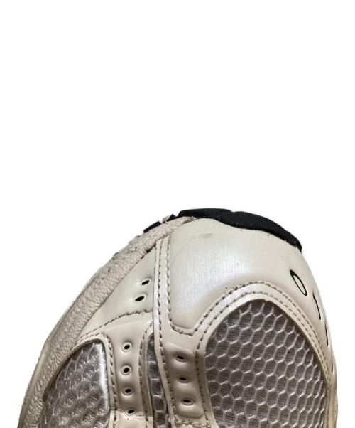 asics（アシックス）asics (アシックス) GEL-NIMBUS 10.1 ホワイト サイズ:27.5の古着・服飾アイテム