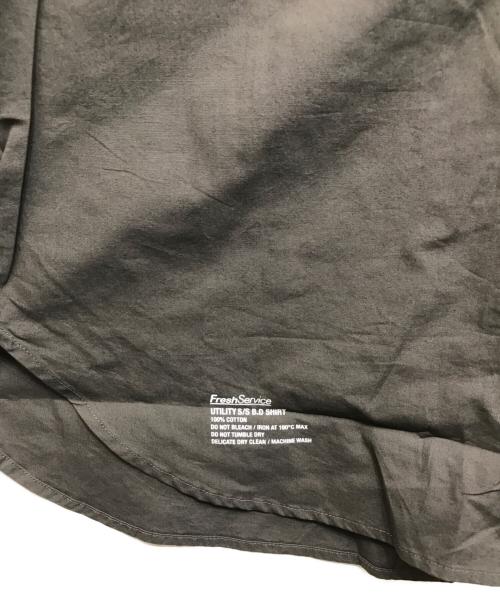 FreshService（フレッシュサービス）FreshService (フレッシュサービス) シャツ グレー サイズ:L 未使用品の古着・服飾アイテム