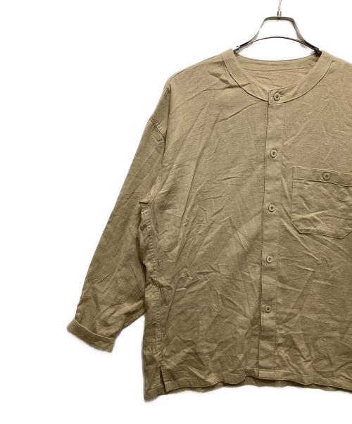 ISSEY MIYAKE（イッセイミヤケ）ISSEY MIYAKE (イッセイミヤケ) ノーカラーシャツ ベージュ サイズ:3の古着・服飾アイテム