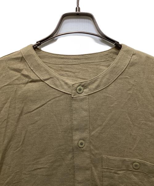 ISSEY MIYAKE（イッセイミヤケ）ISSEY MIYAKE (イッセイミヤケ) ノーカラーシャツ ベージュ サイズ:3の古着・服飾アイテム
