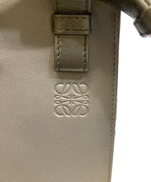 LOEWE（ロエベ）LOEWE (ロエベ) ハンドバッグ スモール（カーフ＆スエード） グレーの古着・服飾アイテム