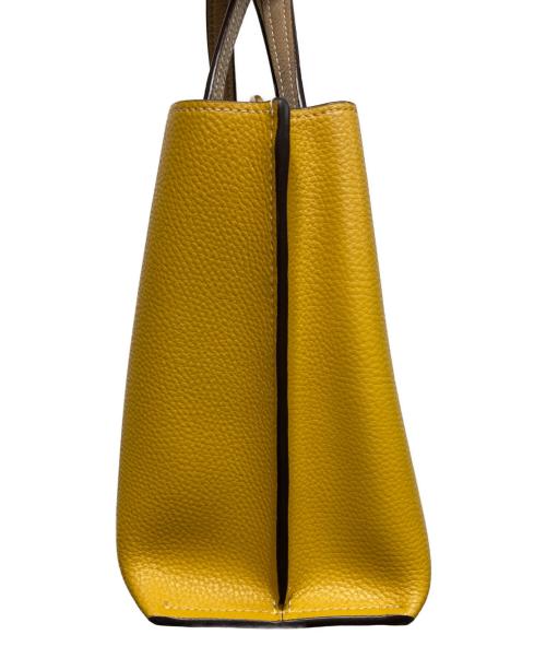 COACH（コーチ）COACH (コーチ) ウィロウ トート 24 カラーブロック イエローの古着・服飾アイテム