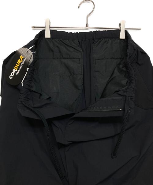 G-SHOCK PRODUCTS（ジーショック プロダクツ）G-SHOCK PRODUCTS (ジーショック プロダクツ) CORDURA MIL TRACK PANTS ブラック サイズ:L 未使用品の古着・服飾アイテム