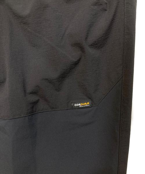 G-SHOCK PRODUCTS（ジーショック プロダクツ）G-SHOCK PRODUCTS (ジーショック プロダクツ) CORDURA MIL TRACK PANTS ブラック サイズ:L 未使用品の古着・服飾アイテム