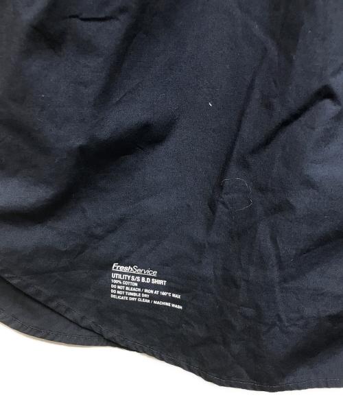 FreshService（フレッシュサービス）FreshService (フレッシュサービス) UTILITY S/S B.D SHIRT ネイビー サイズ:Mの古着・服飾アイテム