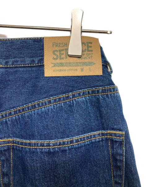 FreshService（フレッシュサービス）FreshService (フレッシュサービス) CORPORATE DENIM FIVE POCKET PANTS インディゴ サイズ:Ｌの古着・服飾アイテム