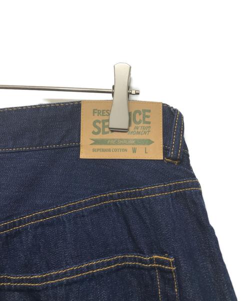 FreshService（フレッシュサービス）FreshService (フレッシュサービス) CORPORATE DENIM FIVE POCKET PANTS インディゴ サイズ:XLの古着・服飾アイテム