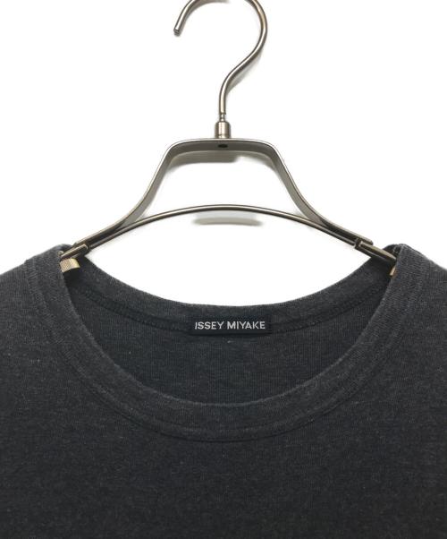 ISSEY MIYAKE（イッセイミヤケ）ISSEY MIYAKE (イッセイミヤケ) 半袖パネルラインワンピース グレー サイズ:Lの古着・服飾アイテム