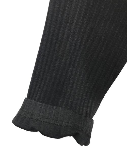 HOMME PLISSE ISSEY MIYAKE（オム プリッセ イッセイ ミヤケ）HOMME PLISSE ISSEY MIYAKE (オム プリッセ イッセイ ミヤケ) プリーツジップアップジャケット ブラック サイズ:2の古着・服飾アイテム
