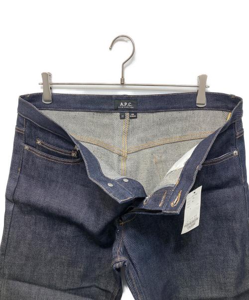 A.P.C.（アーペーセー）A.P.C. (アーペーセー) リジットデニムパンツ インディゴ サイズ:36の古着・服飾アイテム