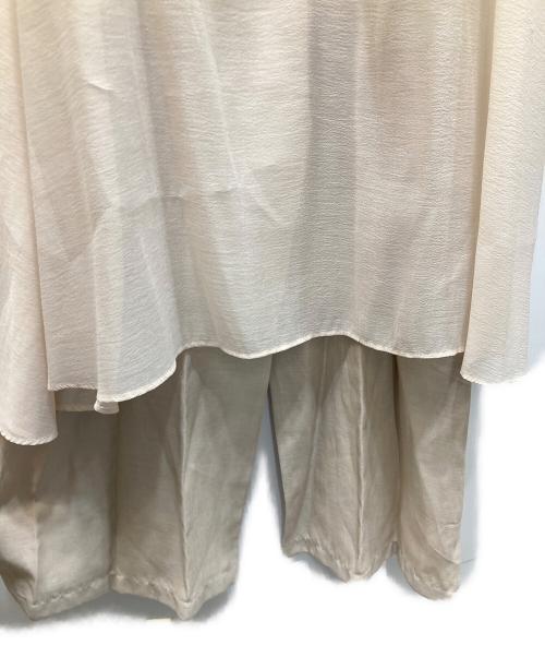 ETRE（エトレ）ETRE (エトレ) シアーレイヤードオールインワン ベージュ サイズ:Sの古着・服飾アイテム