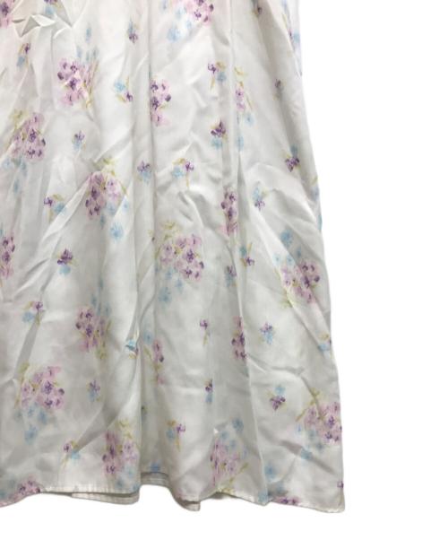 Mame Kurogouchi（マメクロゴウチ）mame kurogouchi (マメクロゴウチ) Floral Motif Printed Dress ホワイト サイズ:2の古着・服飾アイテム