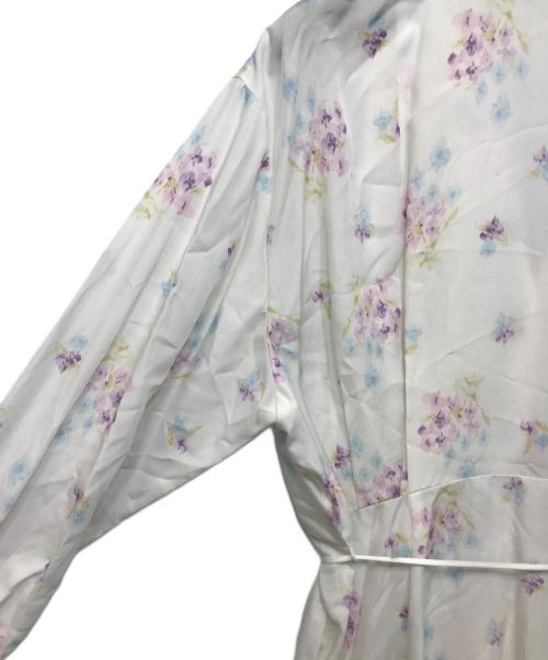 Mame Kurogouchi（マメクロゴウチ）mame kurogouchi (マメクロゴウチ) Floral Motif Printed Dress ホワイト サイズ:2の古着・服飾アイテム