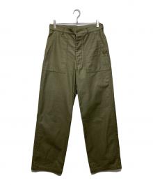 HYKE（ハイク）の古着「BACK SATIN BAKER PANTS」｜カーキ