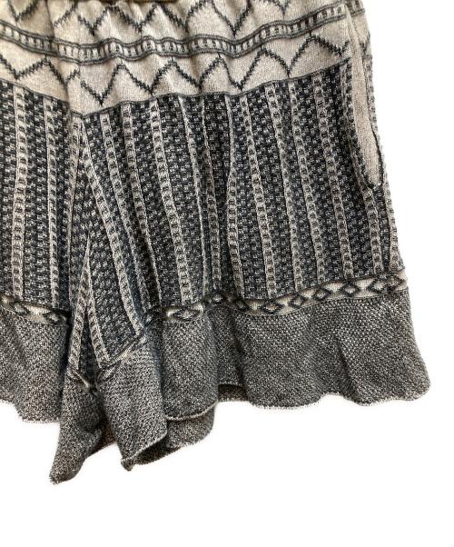 elephant TRIBAL fabrics（エレファントトライバルファブリックス）elephant TRIBAL fabrics (エレファントトライバルファブリックス) ショートパンツ ベージュ サイズ:28×41の古着・服飾アイテム
