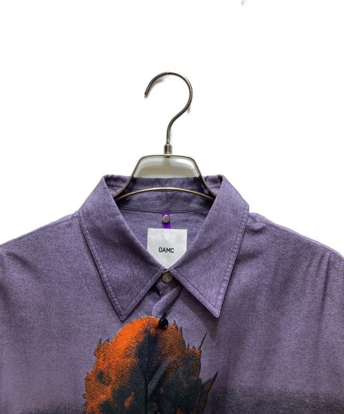 OAMC（オーエーエムシー）OAMC (オーエーエムシー) レギュラーカラーシャツ パープル サイズ:Mの古着・服飾アイテム