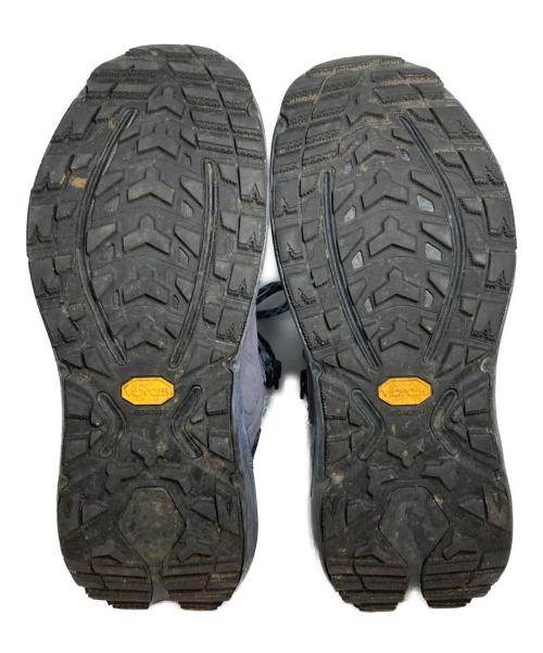 HOKA（ホカ）HOKA (ホカ) KAHA 3 GTX TP GORE-TEX グレー サイズ:28の古着・服飾アイテム