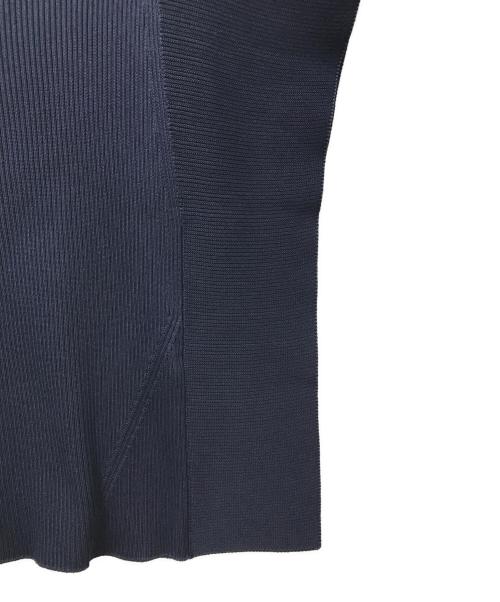 CFCL（シーエフシーエル）CFCL (シーエフシーエル) PORTRAIT CREASE TOP ブラック サイズ:FREEの古着・服飾アイテム