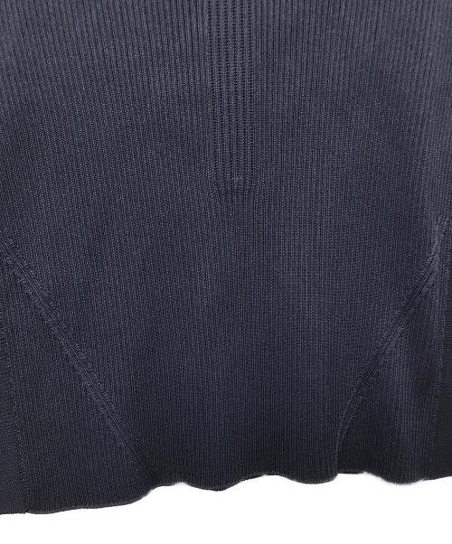 CFCL（シーエフシーエル）CFCL (シーエフシーエル) PORTRAIT CREASE TOP ブラック サイズ:FREEの古着・服飾アイテム