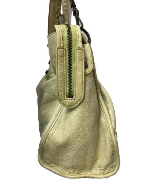 BALENCIAGA（バレンシアガ）BALENCIAGA (バレンシアガ) ラムスキンザシティ2WAYバッグ イエローの古着・服飾アイテム