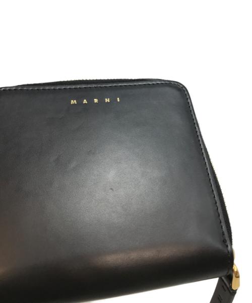MARNI（マルニ）MARNI (マルニ) 2つ折りレザー財布 ブラックの古着・服飾アイテム