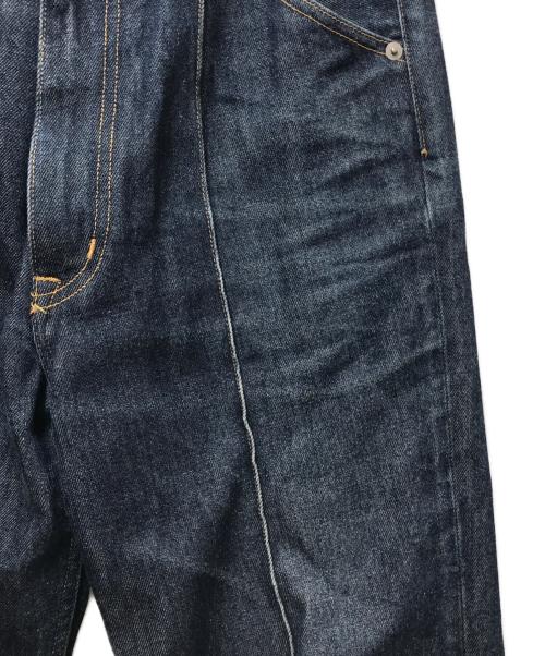 AURALEE（オーラリー）AURALEE (オーラリー) HARDTWIST DENIM PINTUCK PANTS インディゴ サイズ:1の古着・服飾アイテム