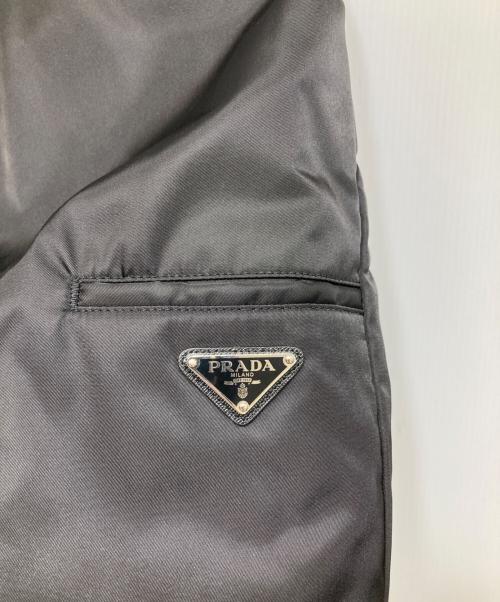 PRADA（プラダ）PRADA (プラダ) ナイロン中綿ハーフパンツ ブラック サイズ:46の古着・服飾アイテム