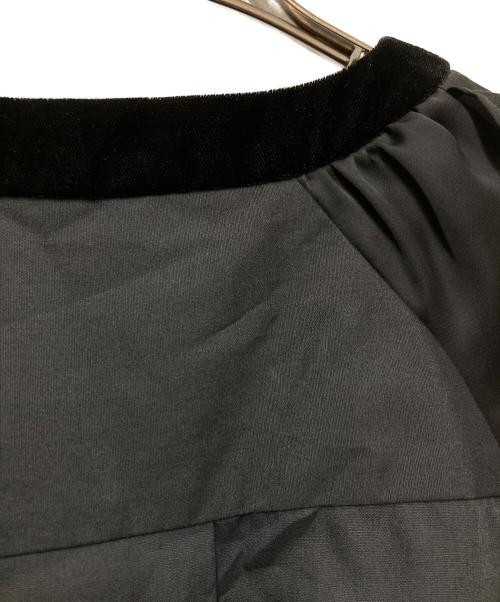 sacai（サカイ）sacai (サカイ) ドッキングフリルワンピース ブラック サイズ:FREEの古着・服飾アイテム