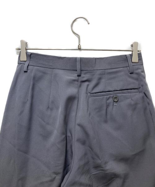 ISSEY MIYAKE（イッセイミヤケ）ISSEY MIYAKE (イッセイミヤケ) 1タックウールスラックス IM23-FF384 グレー サイズ:Mの古着・服飾アイテム