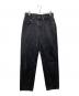 LEVI'S（リーバイス）の古着「RELAXED FIT TAPERED LEG ブラックデニム テーパードデニムパンツ」｜ブラック