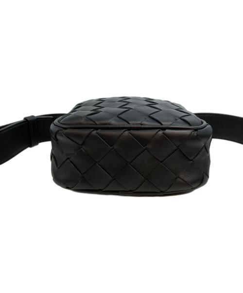 BOTTEGA VENETA（ボッテガベネタ）BOTTEGA VENETA (ボッテガベネタ) イントレチャートショルダバッグ ブラックの古着・服飾アイテム