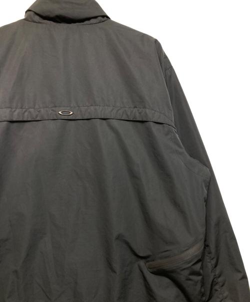 OAKLEY（オークリー）OAKLEY (オークリー) メタルロゴナイロンジャケット ブラック サイズ:Mの古着・服飾アイテム