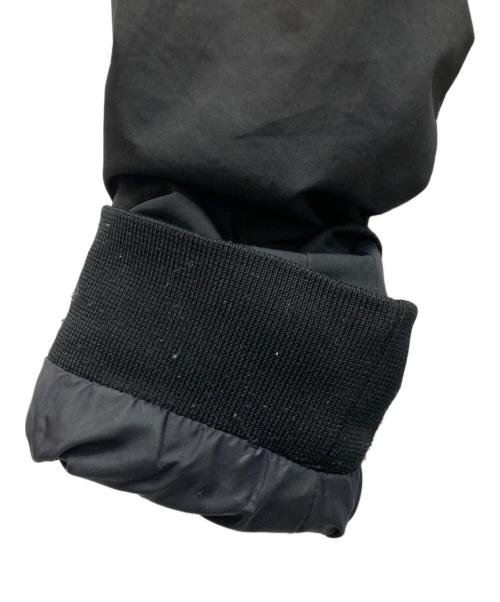 OAKLEY（オークリー）OAKLEY (オークリー) メタルロゴナイロンジャケット ブラック サイズ:Mの古着・服飾アイテム
